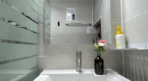 The One Stay - Image 2