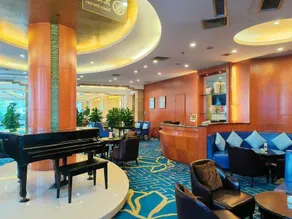 Huaxia Conifer Hotel - Image 4