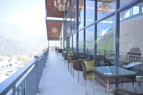 Alpine Vista Wellness & Resort - Image 4