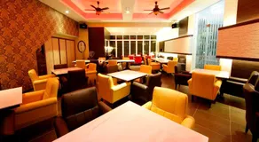 My Dream Hotel - Image 3