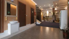 RedDoorz Premium at Regency Sunset Hotel - Image 3