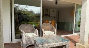 The Eira - Spacious home with lush garden - Image 5