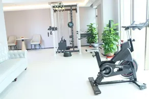 Yihang Huanpeng Hotel - Image 4