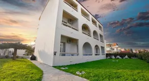 Lefteris Apartments in Ialysos Rhodes - Image 3