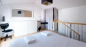 Dúplex per a 6 amb terrassa · Blanes - Image 2