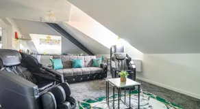 -3F421- For your Relaxed, Cosy stay, Free Parking - Image 5