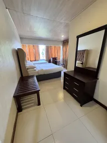 Single Tree Hotel - Image 2