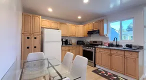 714 Compact&Cozy Stay Comfortable&Convenient Location - Image 3