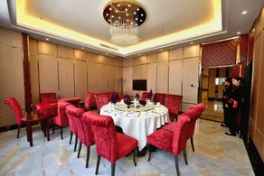 Shida Fenghuang Hotel - Image 5