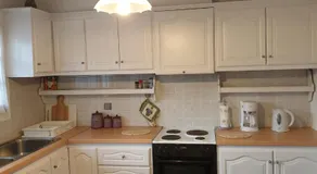 Alexandros House with private parcking - Image 2