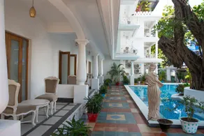 Royal Emirates Resort & Spa - Image 3
