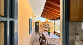 Amοopi Beach Country House - Image 3