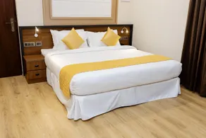 White Palace Hotel - Image 2