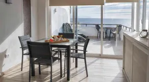 Marina Pris - Image 3