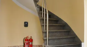 Riga City Center Quiet Apartment with Free Private Parking - Image 5