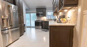 15 Minutes from PHL Airport - Cozy & Modern Rancher Style Home - Image 2