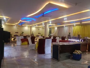 Hotel Royal Grand - Image 2