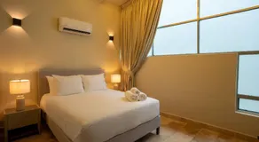 Casa Marea - 2BR - Tropical Vibes & Palm Breeze Oasis - Image 2