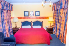 The Grey's Inn - Image 2