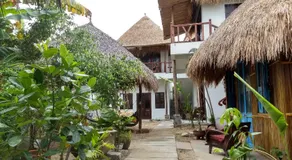 The Seaside Bungalow Hostel and Bar - Image 3