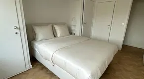 Cosy apartment with park view - Image 2