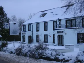 Uplawmoor - Image 3