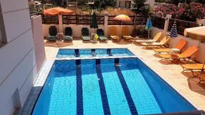 Blue Sky Hotel Apts - Image 3