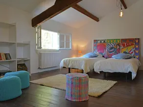 Lush Villa in Beaucaire with Swimming Pool - Image 3