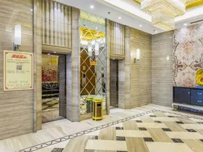 Longchang Holiday Hotel - Image 4