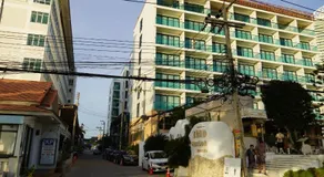 Vattui Beach Villa Jomtien - Image 2