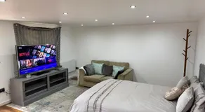 Twickenham Stadium Studio - Image 5
