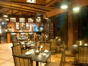 Pearl Lane Hotel - Image 3