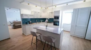 Mariluna Luxury Apartments - Image 5