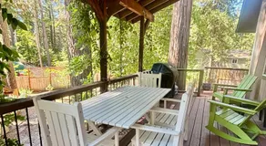 Modern Peaceful Nordic Cabin Near Lake with Pickleball-Basketball Court - Image 4