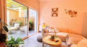 Maison Langevin 2-Bedroom House with Cozy Garden & Patio - Image 2