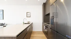 Stylish Urban Apartment Close to Manuka - Hosted by Canstay - Image 4