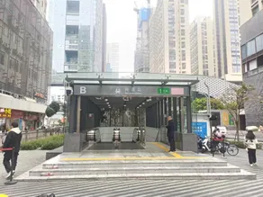 The Xiao Youzi Capsule Hostel - Image 3