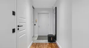 Central, Stylish, Nice View, 10 min to Old Town - Image 4