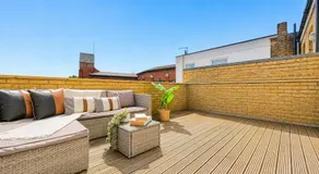 Spacious 1Bed Apt - Steps to Ealing Broadway & Shops - Image 4
