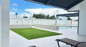 Luxurious Bed Breakfast Stay in Unique Villa - Image 5