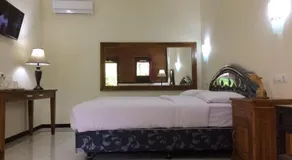 Astina Hotel - Image 2