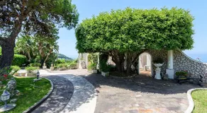 Villa Gina - infinity pool - Capri - Image 5