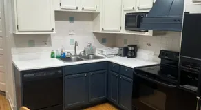 Hollywood Rentals LLC - Image 4