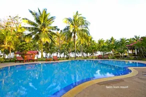Laemkum Beach Resort - Image 5