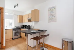 Basic Apartment for Two Amazing Location - Image 5