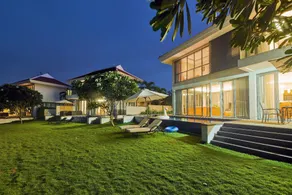 Stunning 5 Bedrooms Ocean Villas 5 stars - Image 2