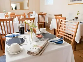 Ennislare House Guest Accommodation - Image 2