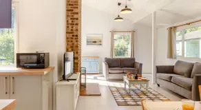 2 Bed in Saltash oc-88309 - Image 2