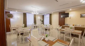 Christi's Hotel Borova - Image 3