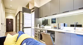 Luxury Apartments near Canary Wharf - Image 5